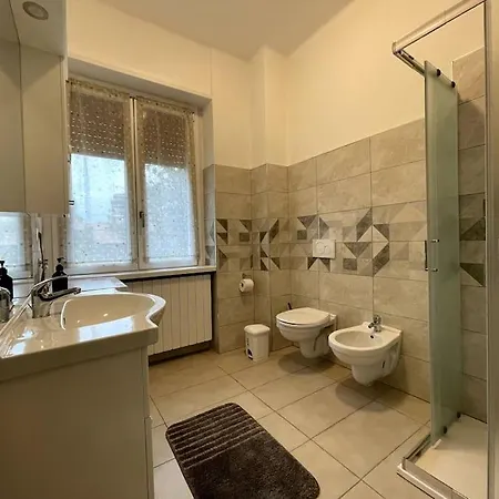 - Modern And Chic Bergamo