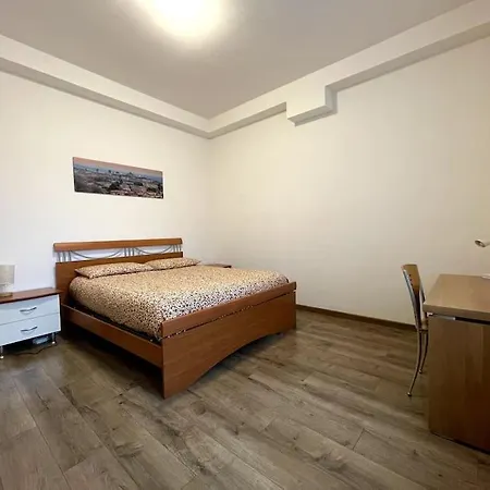 Apartament - Modern And Chic *