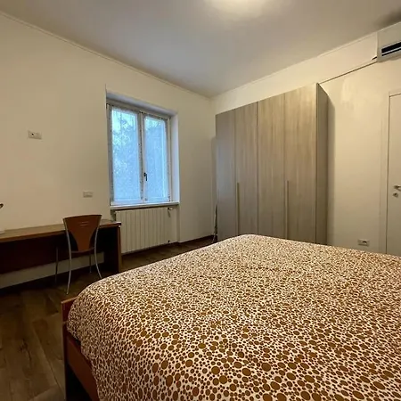 Apartment - Modern And Chic *