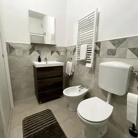 - Modern And Chic Apartament Bergamo